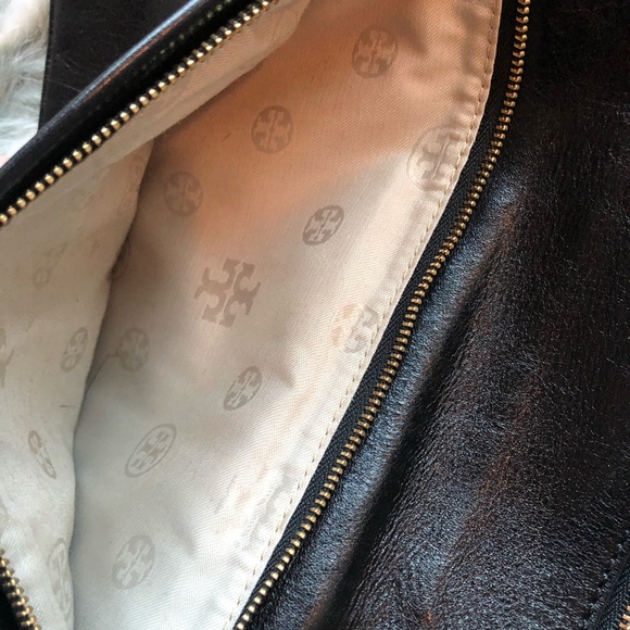 Tory Burch Black Reva Clutch with Strap - Picture 7 of 7